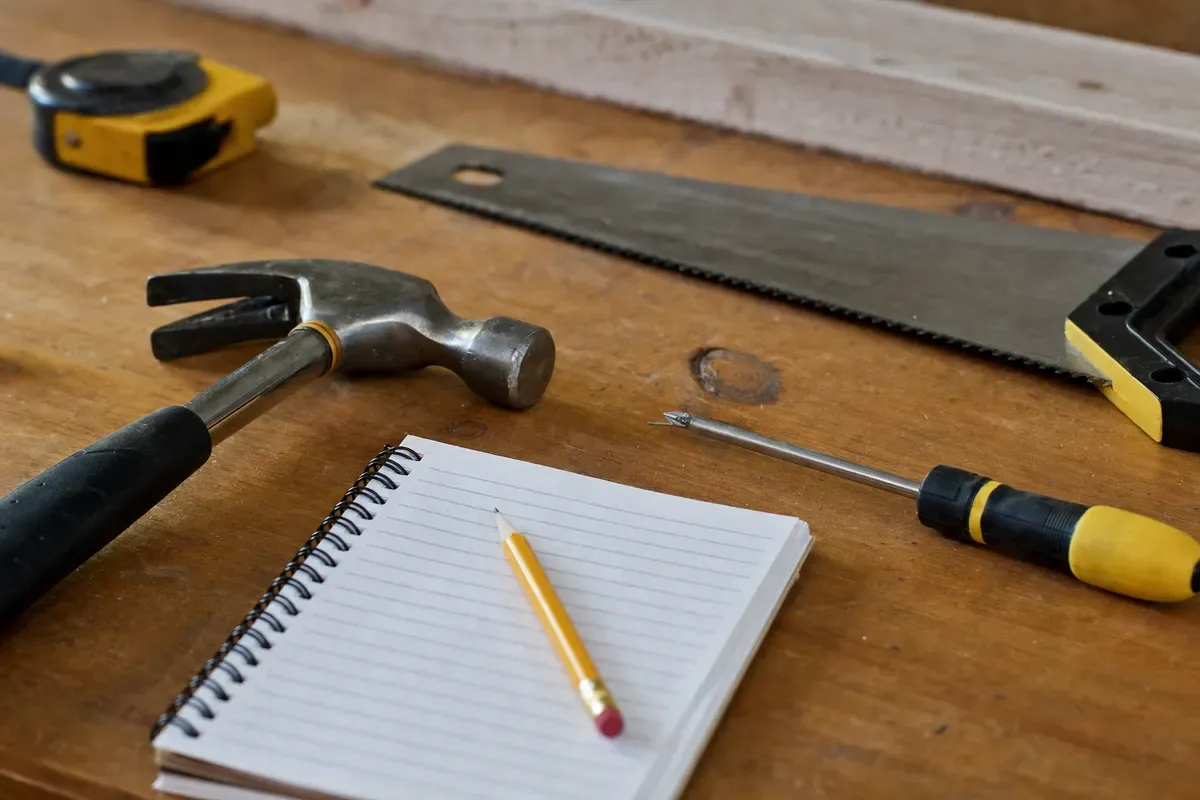 Benefits of AI Tools for Solo Founders and Small SaaS Teams